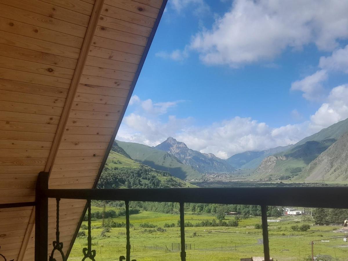 Mountain Flower Cottage Kazbegi Esterno foto
