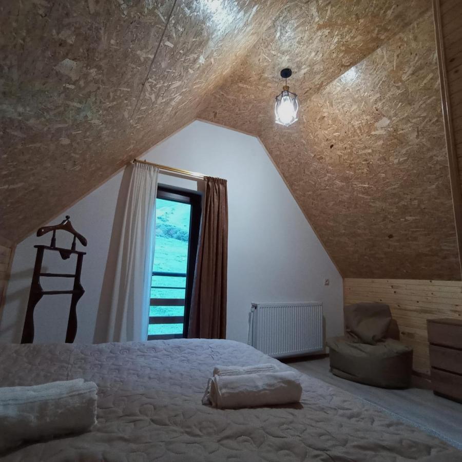 Mountain Flower Cottage Kazbegi Esterno foto